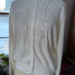Vintage 1950s Cream Women's beaded cardigan sweater classy coquette